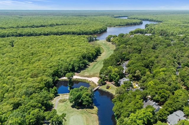 2073 Turnberry Ln., Murrells Inlet, SC 29576