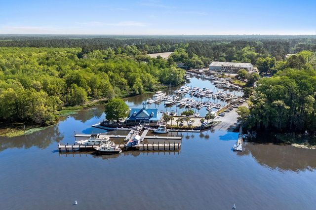 2073 Turnberry Ln., Murrells Inlet, SC 29576