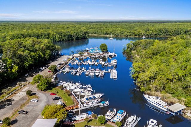 2073 Turnberry Ln., Murrells Inlet, SC 29576