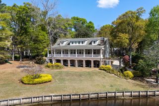 2073 Turnberry Ln., Murrells Inlet, SC 29576