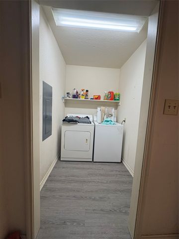 305 N Neches Street, Whitney, TX 76692