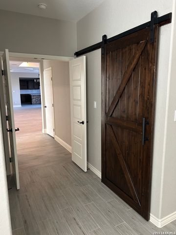 108 estates, La Vernia, TX 78121