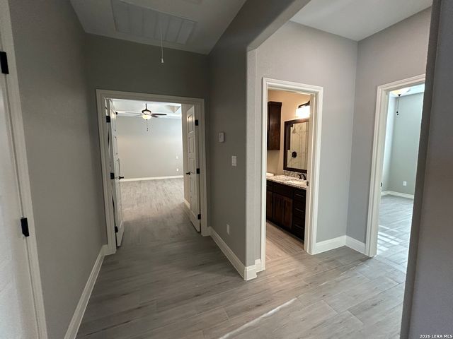 108 estates, La Vernia, TX 78121