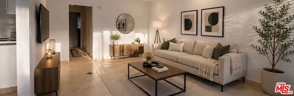 11808 Kittridge 19, North Hollywood, CA 91606