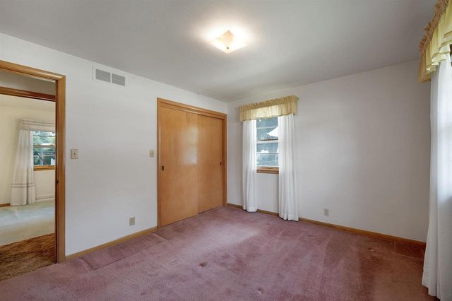 1139 MEACHAM STREET, Green Bay, WI 54304