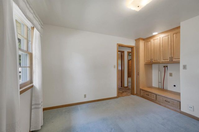 1139 MEACHAM STREET, Green Bay, WI 54304