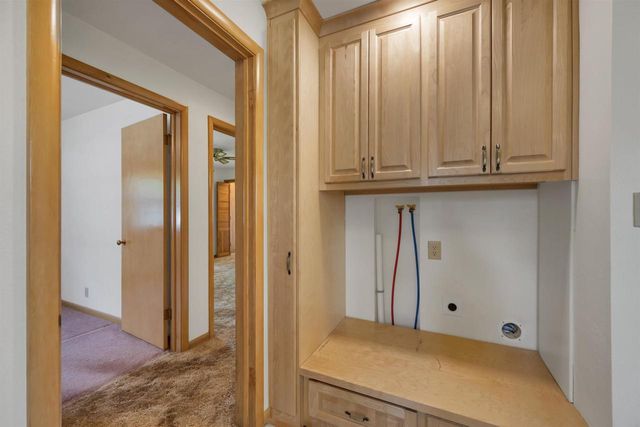 1139 MEACHAM STREET, Green Bay, WI 54304