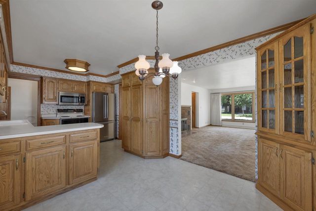 1139 MEACHAM STREET, Green Bay, WI 54304