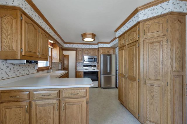 1139 MEACHAM STREET, Green Bay, WI 54304