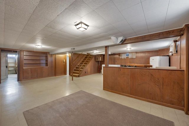 1139 MEACHAM STREET, Green Bay, WI 54304