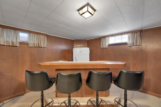 1139 MEACHAM STREET, Green Bay, WI 54304