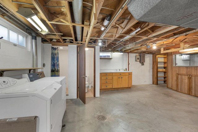 1139 MEACHAM STREET, Green Bay, WI 54304