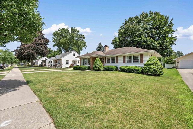1139 MEACHAM STREET, Green Bay, WI 54304