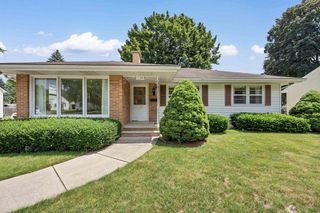 1139 MEACHAM STREET, Green Bay, WI 54304