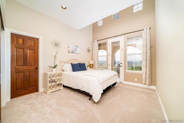 5104 Olive Hill Trl, Bonsall, CA 92003