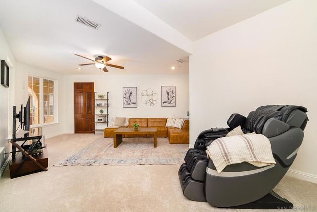 5104 Olive Hill Trl, Bonsall, CA 92003