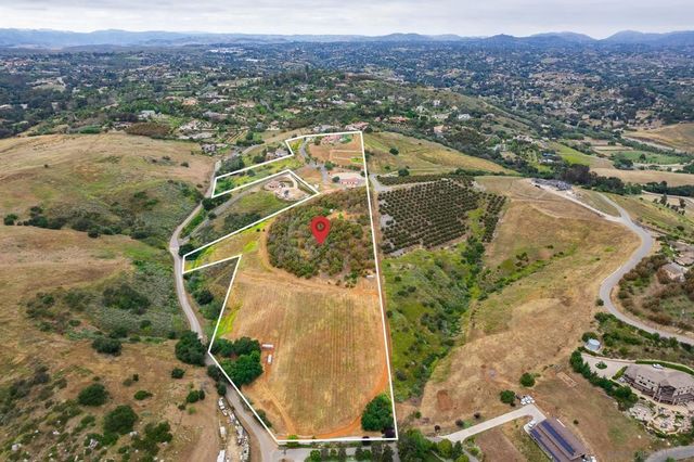 5104 Olive Hill Trl, Bonsall, CA 92003