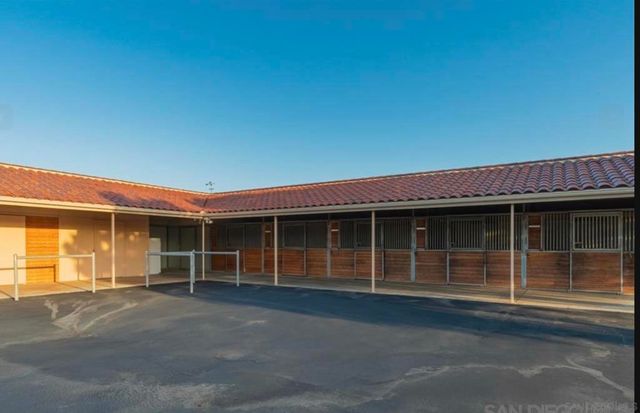 5104 Olive Hill Trl, Bonsall, CA 92003