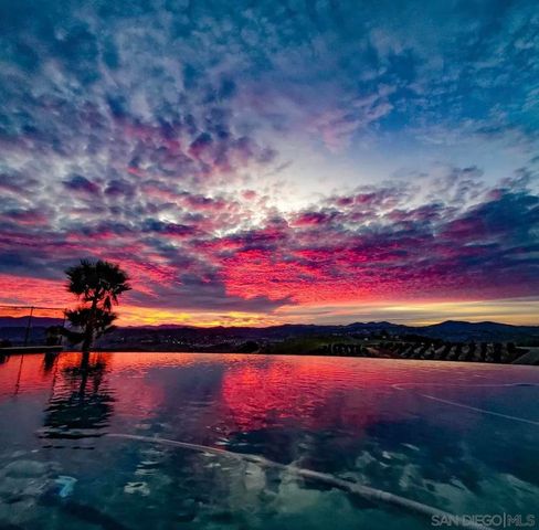 5104 Olive Hill Trl, Bonsall, CA 92003