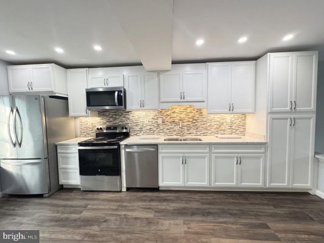 5817 BURKE MANOR CT, Burke, VA 22015