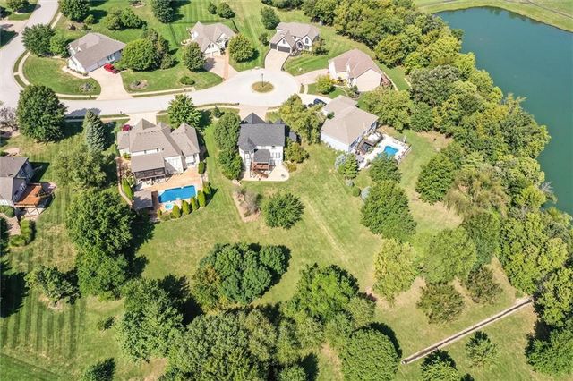 12670 Oak Harbor Drive, Platte City, MO 64079