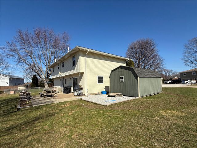 49 CRESTWOOD Lane, North East Boro, PA 16428