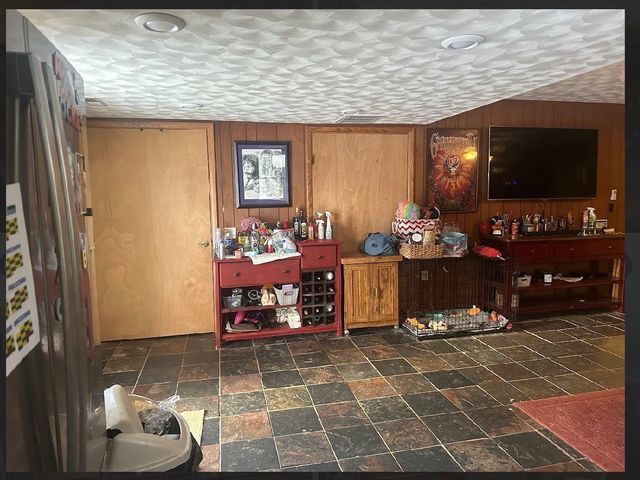 49 CRESTWOOD Lane, North East Boro, PA 16428