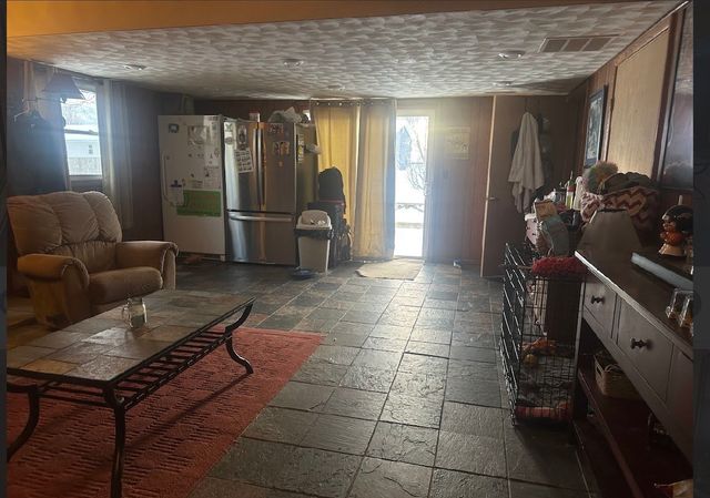 49 CRESTWOOD Lane, North East Boro, PA 16428