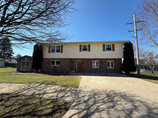 49 CRESTWOOD Lane, North East Boro, PA 16428