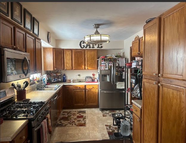 49 CRESTWOOD Lane, North East Boro, PA 16428