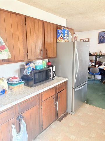 1021 N 8th Street, Atchison, KS 66002