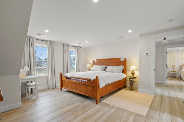 15 Maxwell Lane, Sandwich, MA 02563