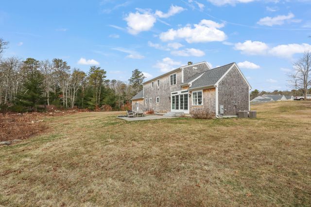 15 Maxwell Lane, Sandwich, MA 02563