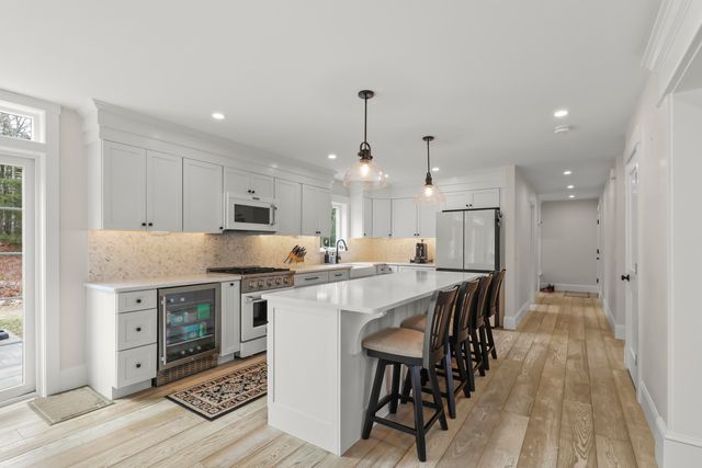 15 Maxwell Lane, Sandwich, MA 02563