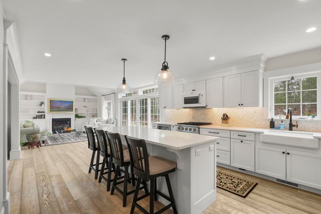 15 Maxwell Lane, Sandwich, MA 02563