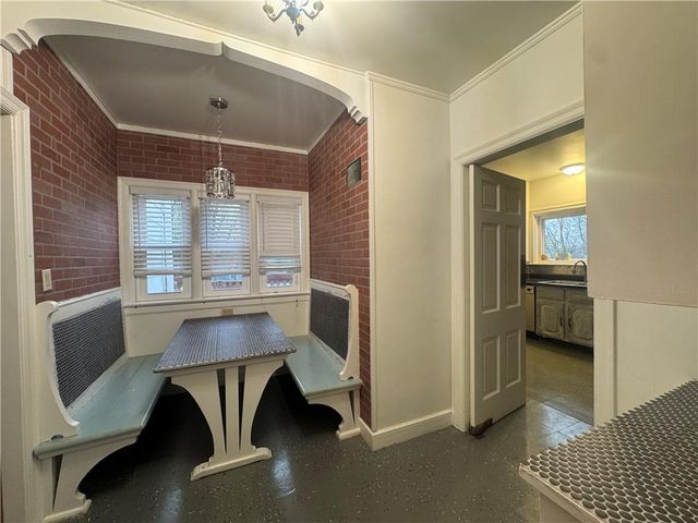1410 S Broadway Street, Leavenworth, KS 66048