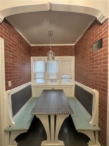 1410 S Broadway Street, Leavenworth, KS 66048