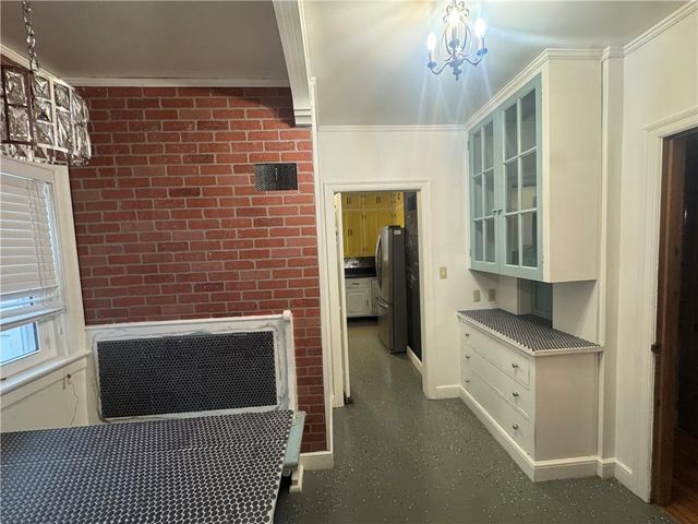 1410 S Broadway Street, Leavenworth, KS 66048