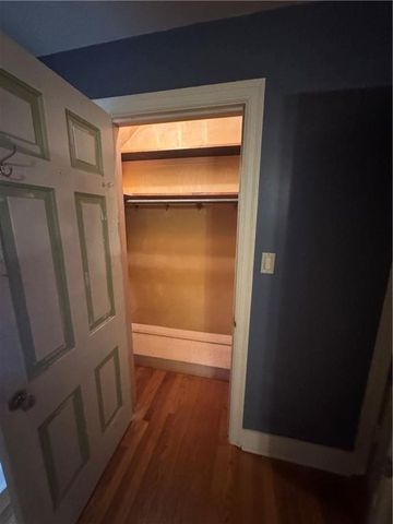 1410 S Broadway Street, Leavenworth, KS 66048