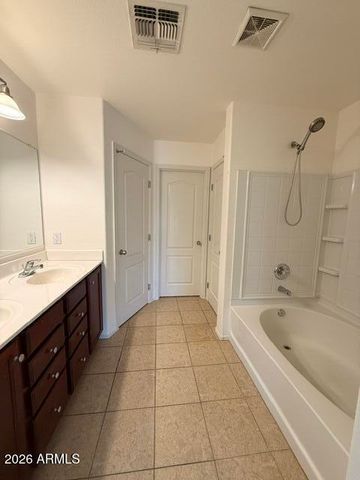 5811 E GROVE Avenue, Mesa, AZ 85206