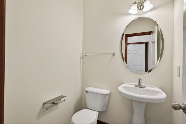 5149 Yuma Lane N, Plymouth, MN 55446