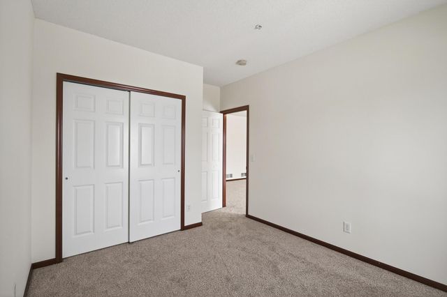 5149 Yuma Lane N, Plymouth, MN 55446