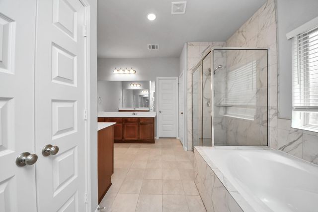 3102 Trishelle Court, Missouri City, TX 77459