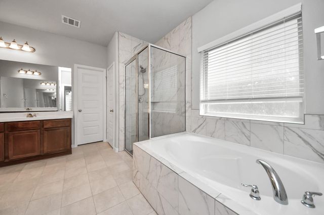 3102 Trishelle Court, Missouri City, TX 77459