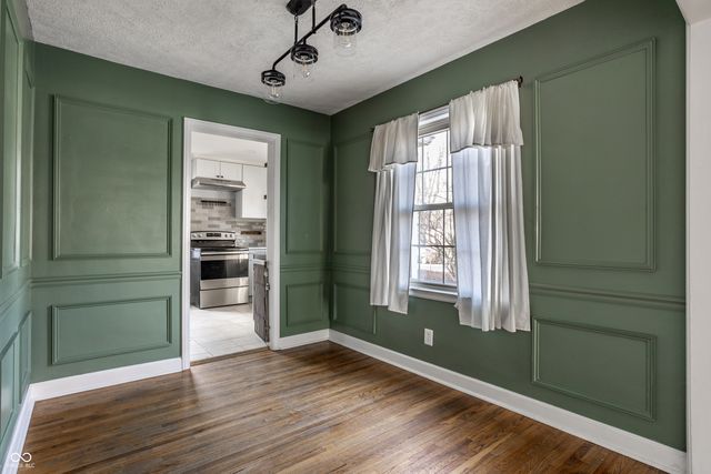 5525 Rosslyn Avenue, Indianapolis, IN 46220