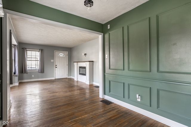 5525 Rosslyn Avenue, Indianapolis, IN 46220