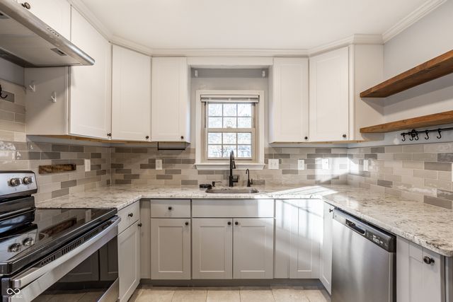 5525 Rosslyn Avenue, Indianapolis, IN 46220