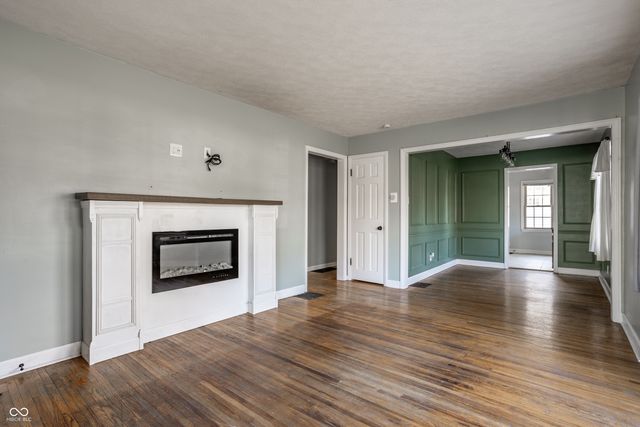 5525 Rosslyn Avenue, Indianapolis, IN 46220