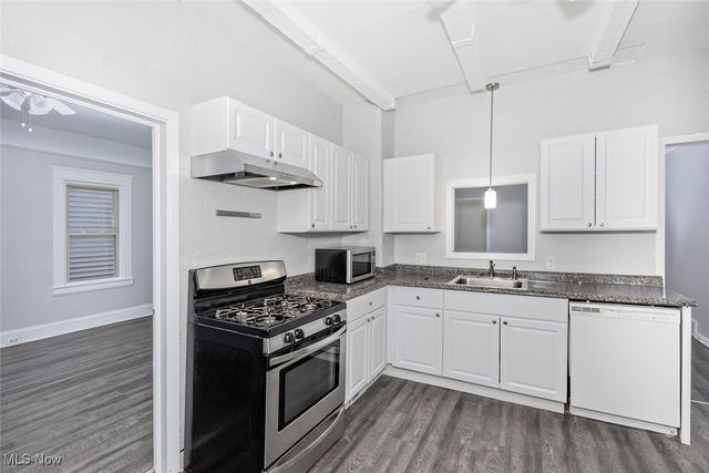 1975 E 124th Place, Cleveland, OH 44106