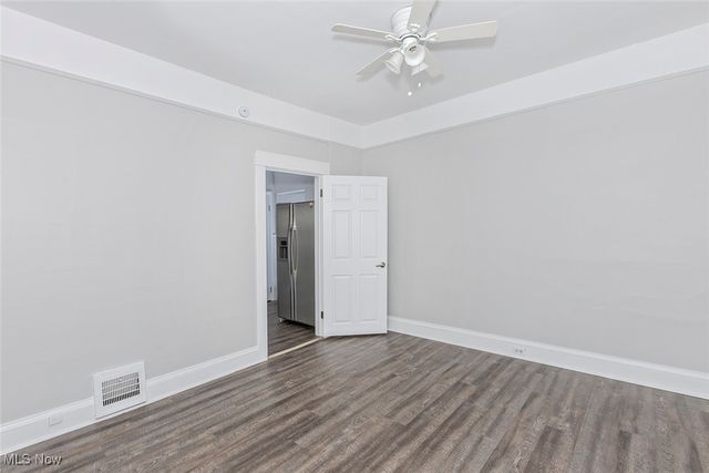 1975 E 124th Place, Cleveland, OH 44106
